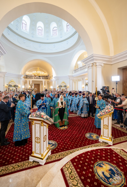 Патриарший визит в Татарстанскую митрополию. Освящение храма в честь Тульского образа святителя Николая Чудотворца в Казанском Богородицком монастыре. Божественная литургия